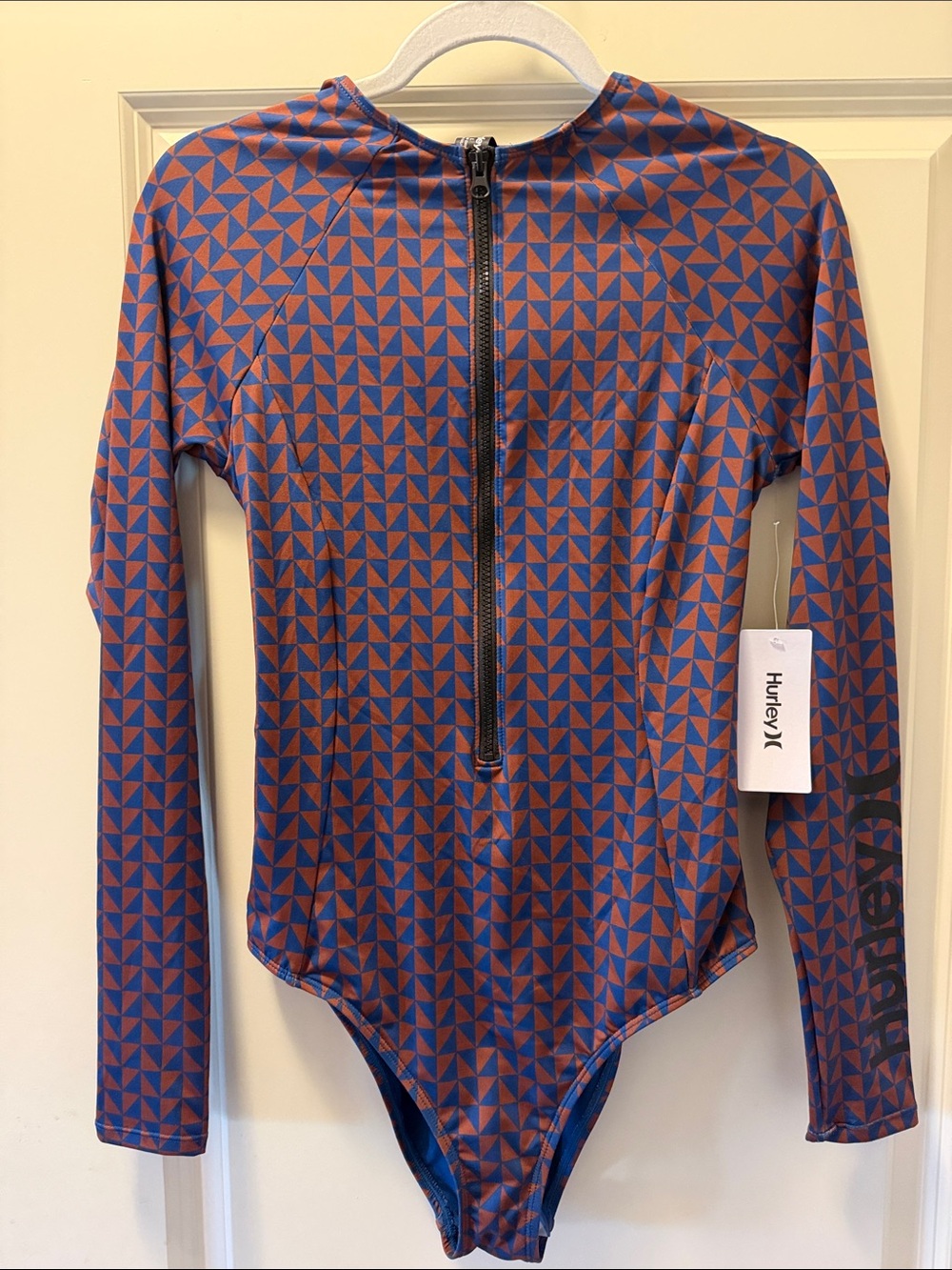 NWT Hurley Geometric long sleeve Zip-Front swimsuit Suit L